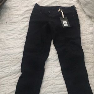 New w/ tag Limited 6 R Black Straight Jeans